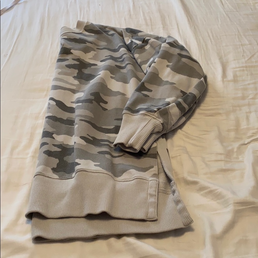 Aerie camo sweatshirt